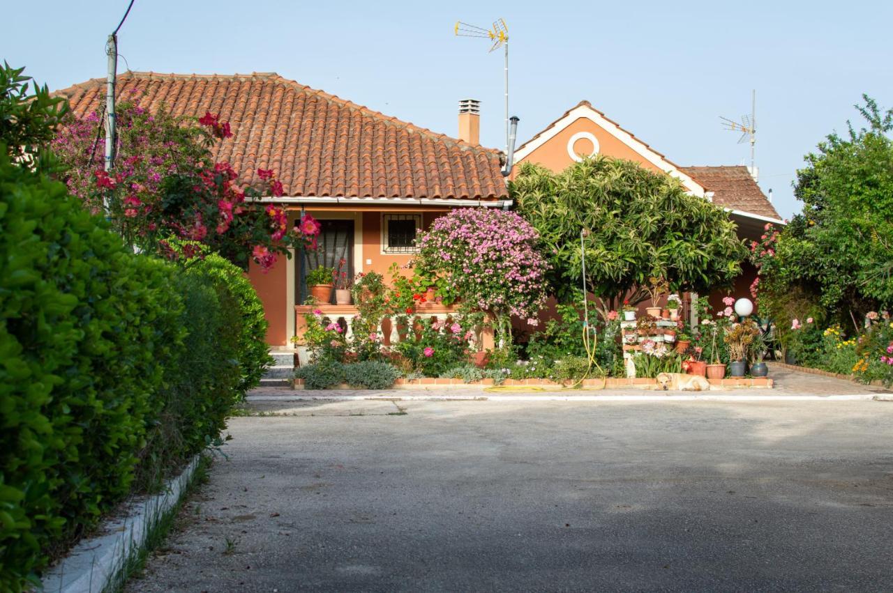 Вилла Rose Garden Melikia Экстерьер фото